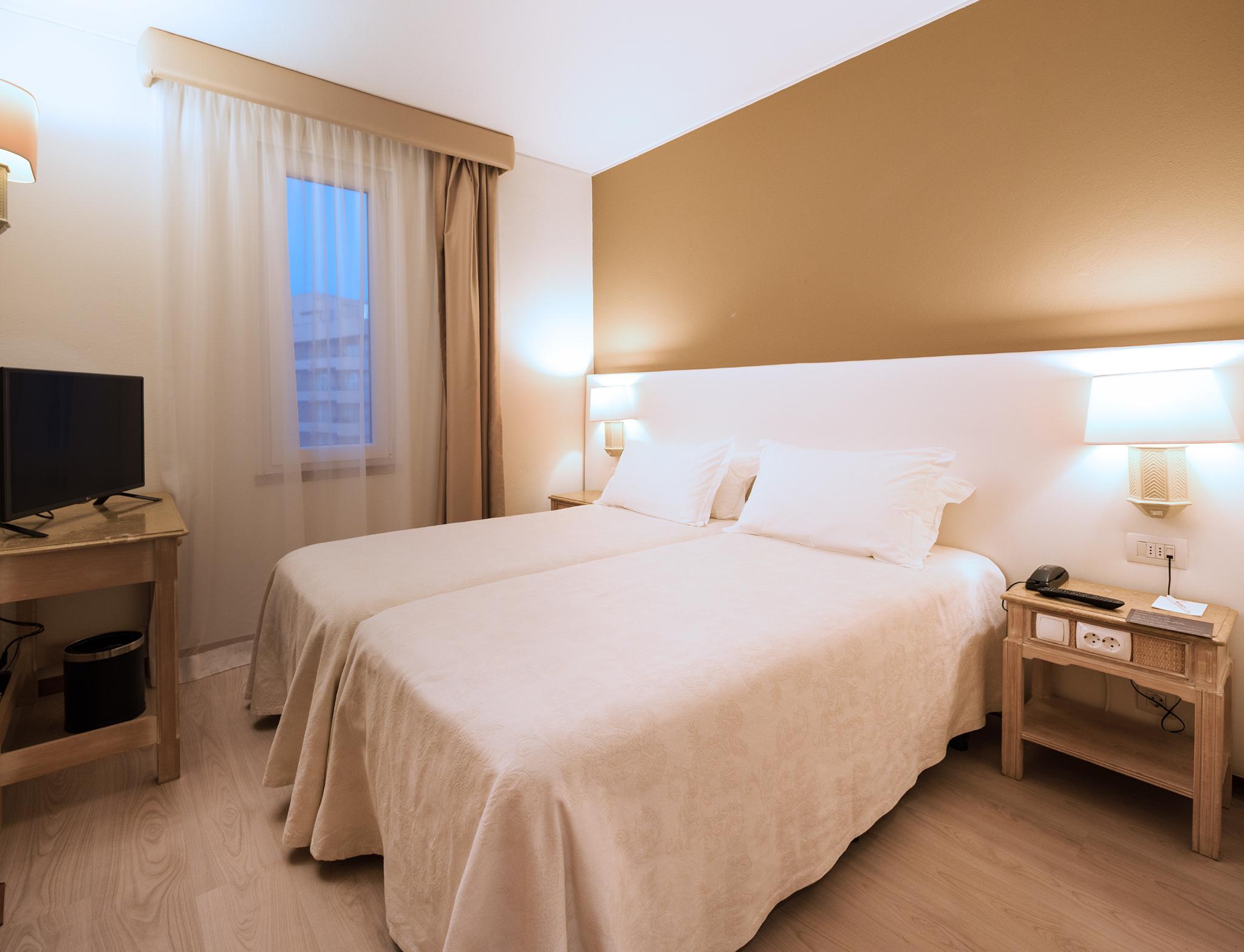 Dom Pedro Marina (Adults Only) Hotel Виламура Екстериор снимка