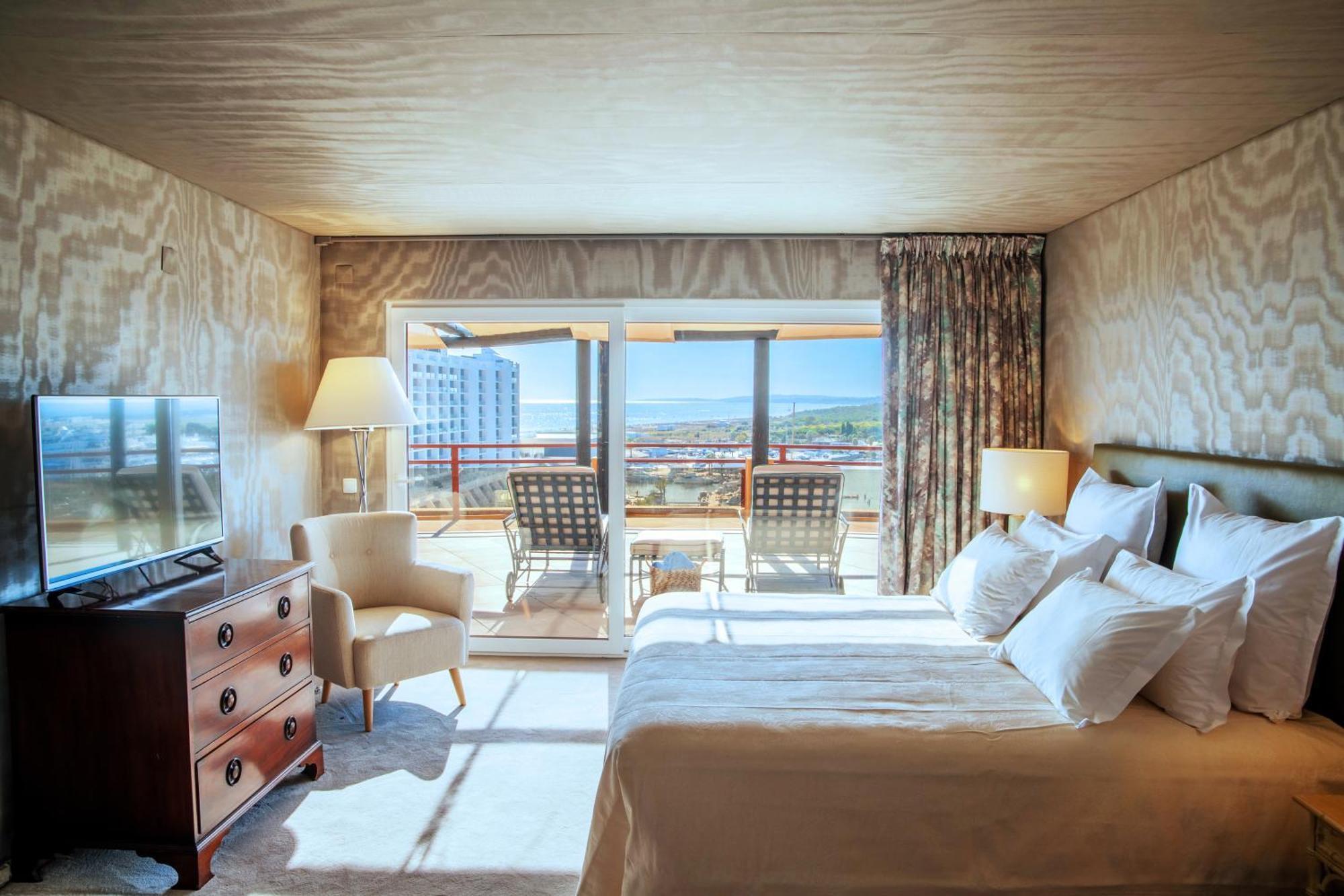Dom Pedro Marina (Adults Only) Hotel Виламура Екстериор снимка